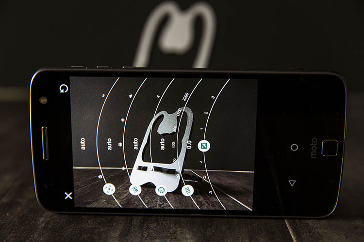 Portfolio: Motorola Moto Mods